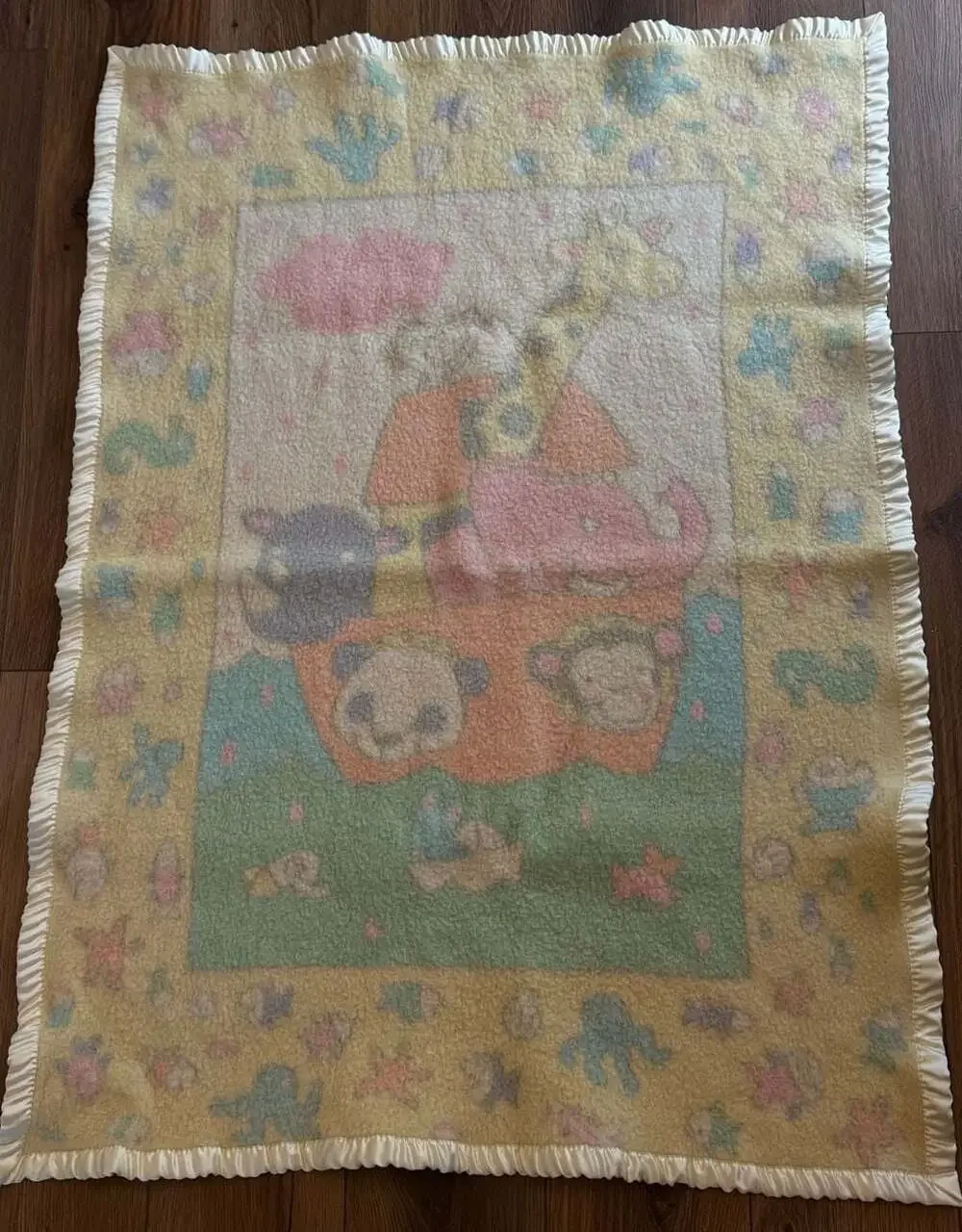 Vintage Somma Noah's Ark Baby Blanket Pure New Wool Satin Trim Italy 36 x 48”
